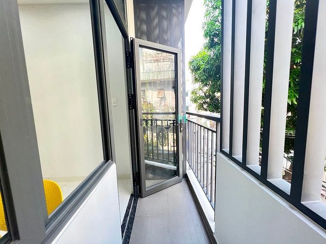 Hình ảnh Mb6623 nạp rút nhanh chóng Studio ban công view cực hot ngay bờ kè q3