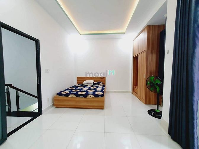 Hình ảnh Nhà mới thiết bị cao cấp xây kiên cố. HXT.