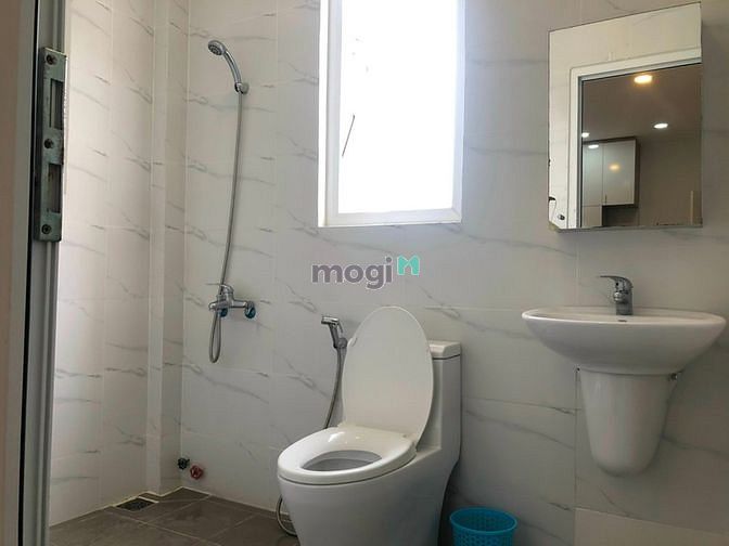 Hình ảnh CHdV Quận 3 full nội thất cơ bản rộng rãi thoáng mát