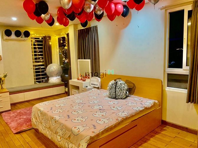 Hình ảnh CHdV Cao cấp quận 4. Rộgn rãi decor cực đep