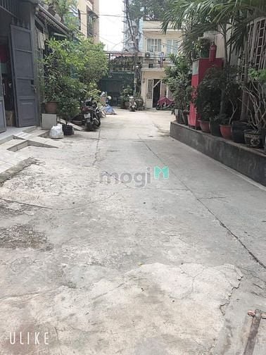 Hình ảnh Hẻm xe hơi - sát mặt tiền - P2 - Tân Bình