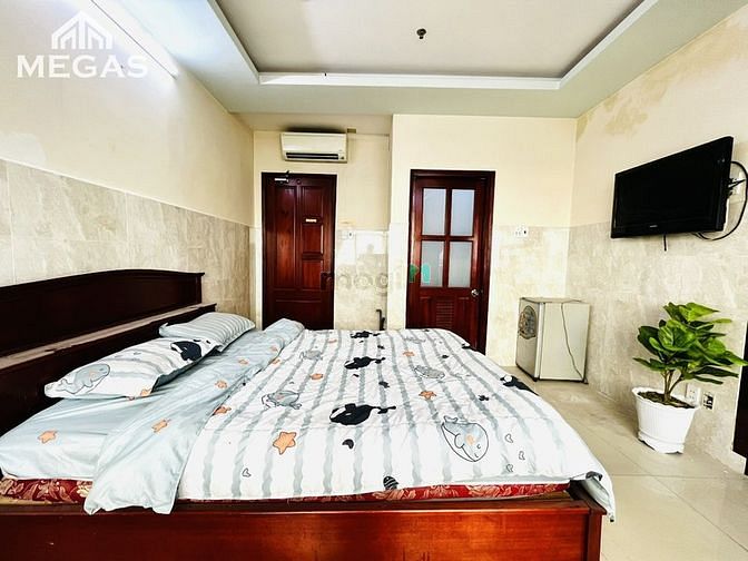 Hình ảnh Phòng Trọ Ban Công - Full Nội Thất - View Kính - Ngay Phan Văn Hớn