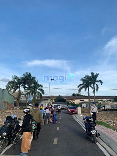 Hình ảnh Bán lại nền đất 100m2 - Hương Lộ 2 - gần bệnh viện Bình Tân Sổ Riêng