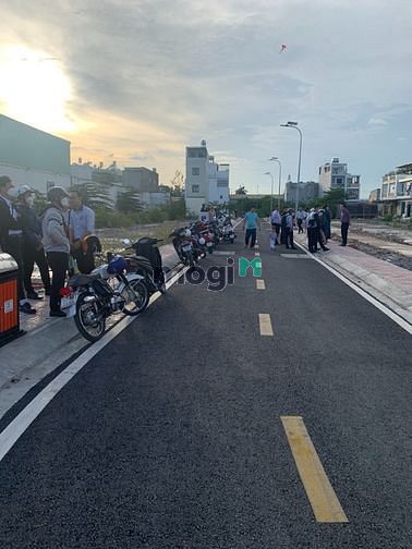 Hình ảnh Bán lại nền đất 100m2 - Hương Lộ 2 - gần bệnh viện Bình Tân Sổ Riêng