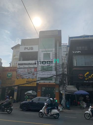 Hình ảnh Cho thuê nhà mặt tiền D2, phường 25, Bình Thạnh.