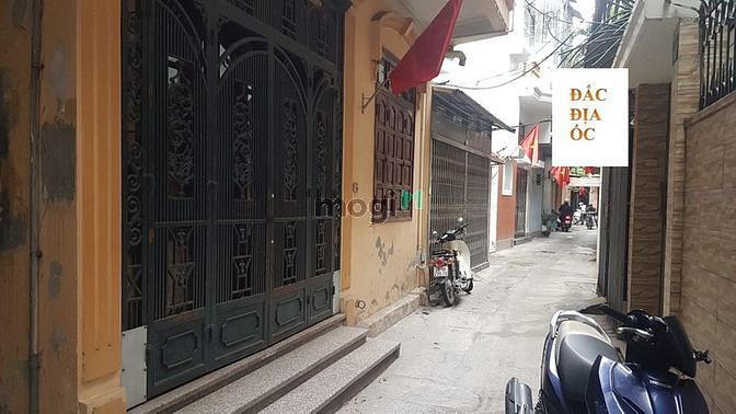 Hình ảnh Bán nhà La Thành, 30m2, 4 tầng, 2.9 tỷ