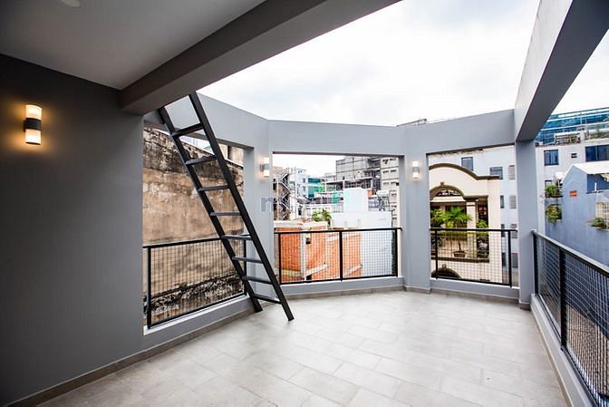 Hình ảnh CHDV STUDIO có cửa sổ lớn sân balcony lớn thoáng mát