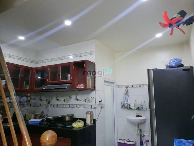 Hình ảnh Nhà Tân Bình, 70tr/m2, 2 tầng, hẻm 3m, SHR, 60m2, 4 tỷ 2 TL.