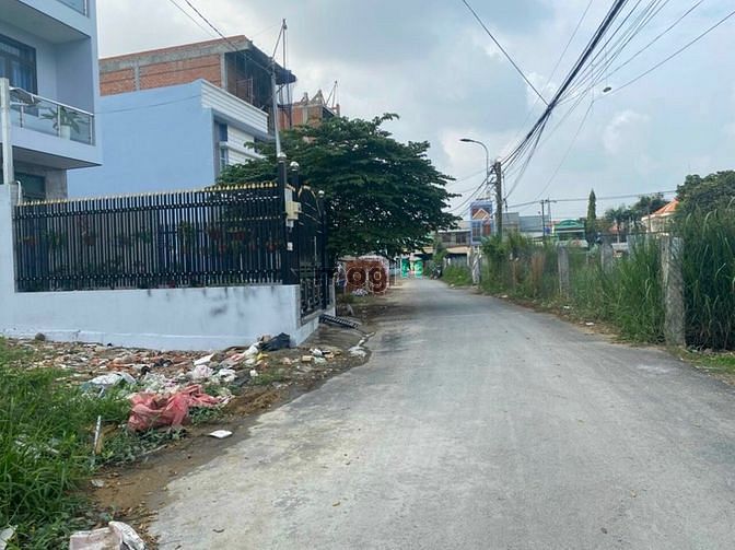 Hình ảnh Cá độ đá banh thua cần bán gấp đất ở đường Đinh Đức Thiện-BÌNH CHÁNH