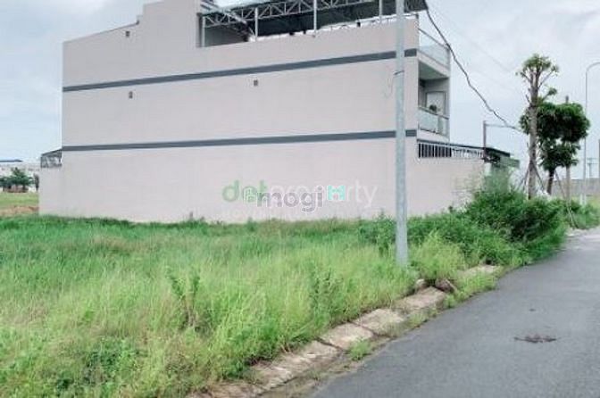 Hình ảnh Lô đất 179m2 siêu đẹp ngay đường lớn chỉ có giá 542 triệu.