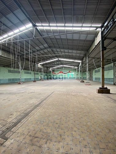 Hình ảnh Kho Xưởng Lớn quận Tân Phú đường Luỹ Bán Bích