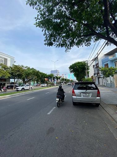 Hình ảnh Đất Nguyễn Hữu Thọ 225m nở hậu 9.5m giá chỉ 21 tỷ