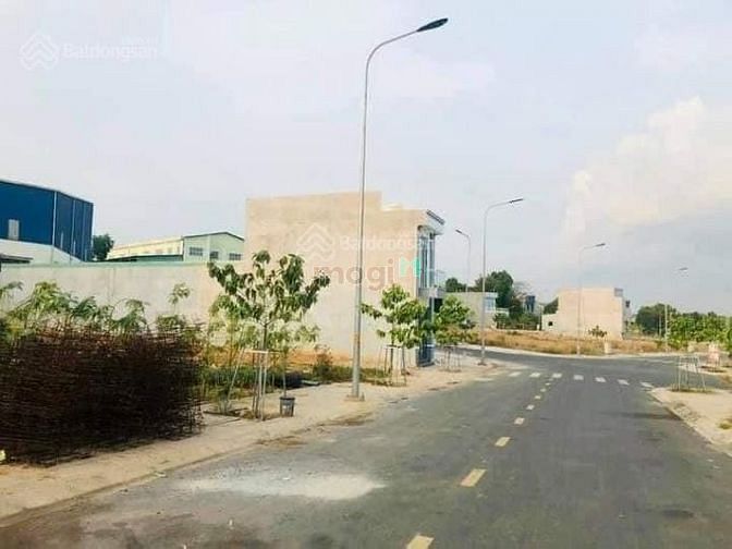Hình ảnh cần bán KDC Tạ Quang Bửu, Quận 8, có sổ riêng, DT 5x18m. Giá: 1,8 tỷ.