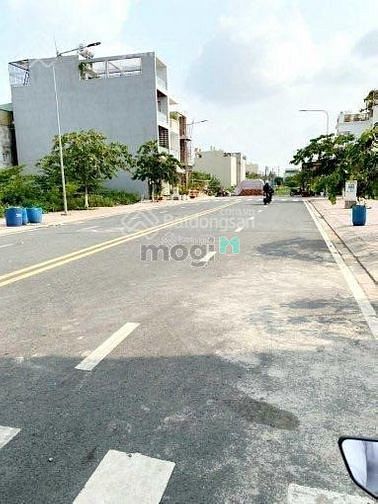 Hình ảnh Bán đất MT Tân Khai, P4 ,Q11 gần KDL Đầm Sen,sổ riêng giá chỉ 1,8 tỷ