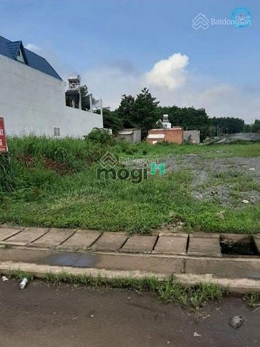 Hình ảnh Bán đất MT Tân Khai, P4 ,Q11 gần KDL Đầm Sen,sổ riêng giá chỉ 1,8 tỷ