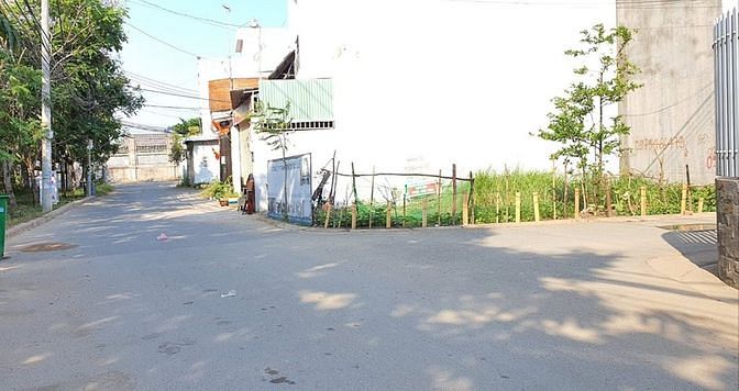 Hình ảnh Kẹt Tiền Bán Gấp Lô Đất Ở Long Trường, Quận 9, SHR. 85m2.