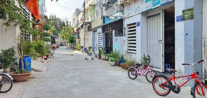 Hình ảnh Kẹt Tiền Bán Gấp Lô Đất Ở Long Trường, Quận 9, SHR. 85m2.