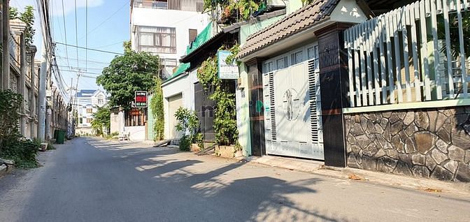 Hình ảnh Kẹt Tiền Bán Gấp Lô Đất Ở Long Trường, Quận 9, SHR. 85m2.
