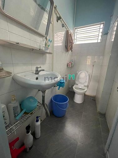 Hình ảnh Bán nhà hxh đường thạch lam, quận tân phú, 65m2, 6 tỷ 5 .