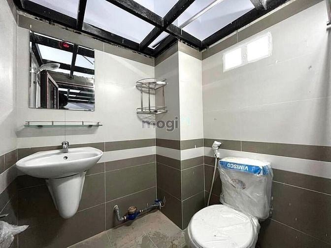 Hình ảnh Phòng trọ quận 7 có gác cạnh ban công mới xây