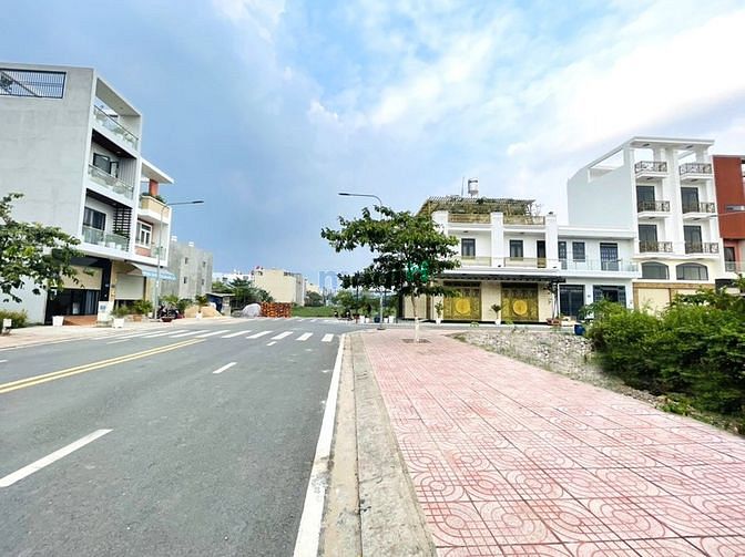 Hình ảnh Bán đất thổ cư quận Bình Tân sổ hồng riêng đầy đủ tiện ích dân sinh