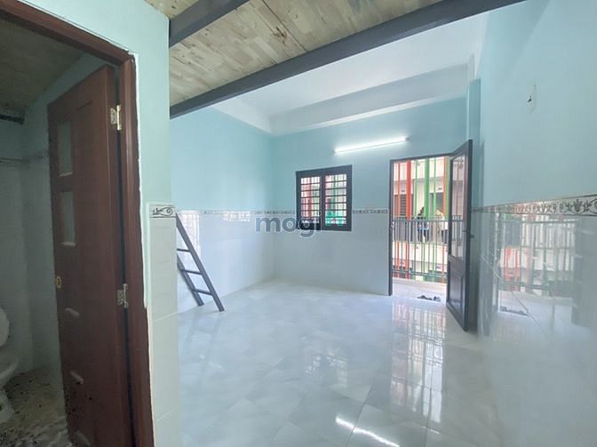 Hình ảnh Cho Thuê phòng ngay Đầm Sen máy lạnh