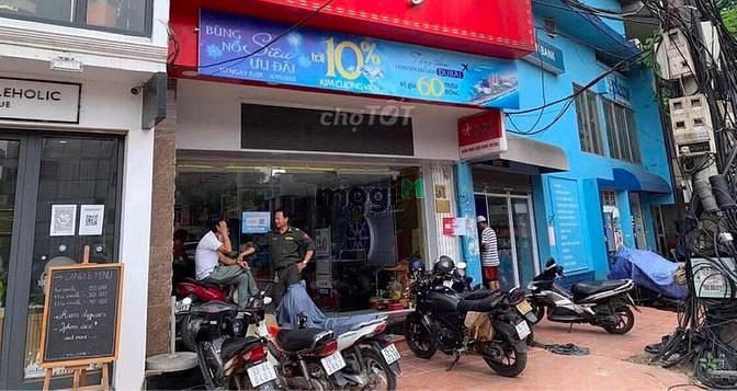Hình ảnh Cho thuê nhà mặt phố Âu Cơ - Tây Hồ