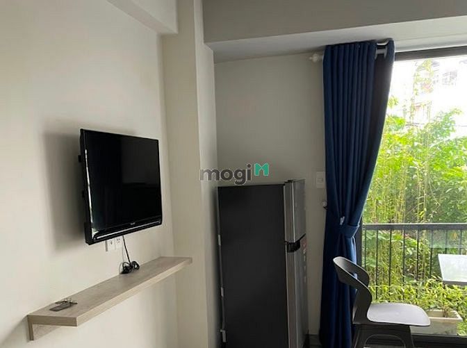 Hình ảnh Mb6623 nạp rút nhanh chóng studio sàn gỗ siêu đẹp ban công tại Trần Quang Diệu Q3