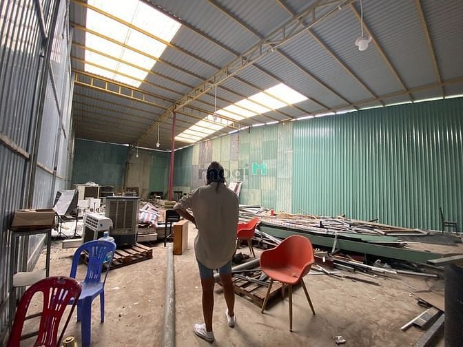 Hình ảnh KHO Thảo Điền 300M2 đường lớn- chỉ 33 triệu