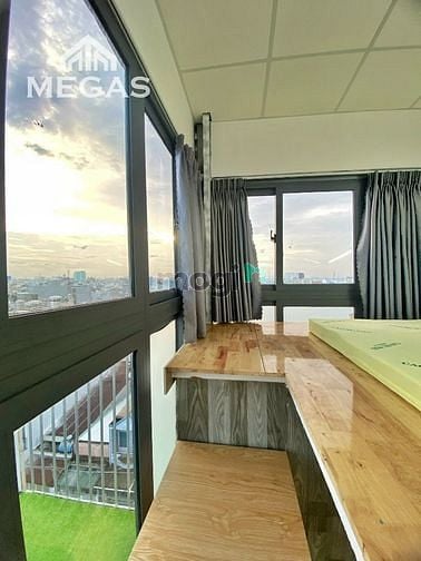 Hình ảnh Mb6623 nạp rút nhanh chóng Superior Full Kính tràn, Ban công View thành phố, CV Làng hoa