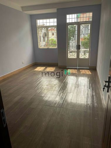 Hình ảnh Nhà 2 Lầu Tại Chợ Thủ đức, Đặng Văn Bi, tp thủ đức