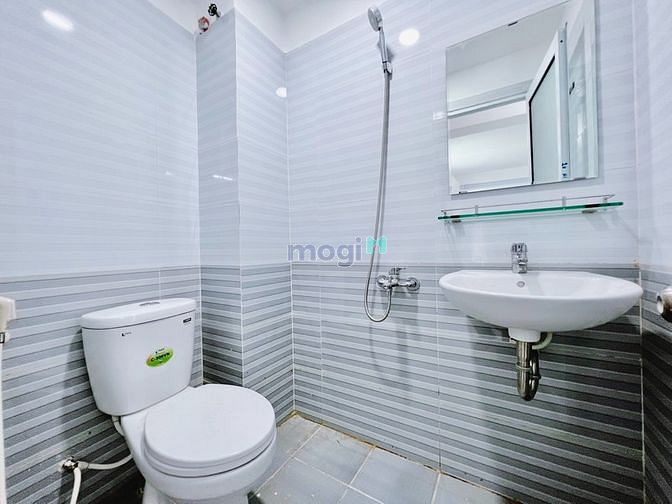 Hình ảnh Trống 1 Phòng Cửa Sổ Full Nội Thất Như Hình