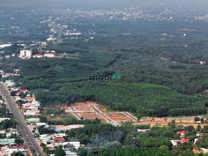 Hình ảnh Bán Gấp Lô Đất  mặt tiền QL14 dân cư đông đúc