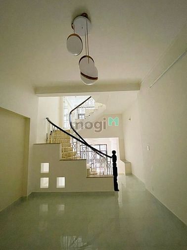 Hình ảnh Bán nhà có Hầm đg 6m ko lộ giới ../2C Nguyễn Cửu Vân P17 BT 4x17 4tấm