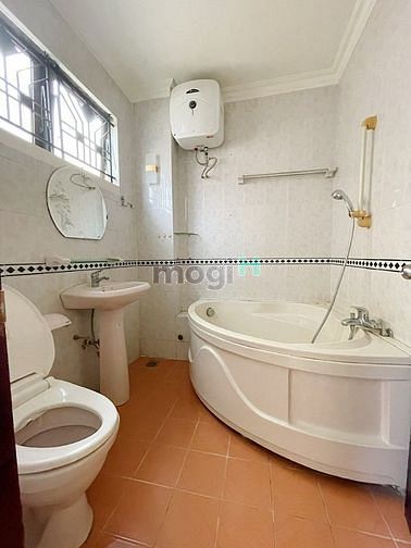 Hình ảnh Bán nhà có Hầm đg 6m ko lộ giới ../2C Nguyễn Cửu Vân P17 BT 4x17 4tấm