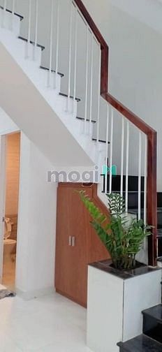 Hình ảnh Cần thanh lí nhà, HOÀNG HOA THÁM, QUẬN TÂN BÌNH, CÓ SỔ RIÊNG.