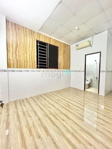 Hình ảnh Phòng trọ cửa sổ lớn có máy lạnh - Tô Hiệu