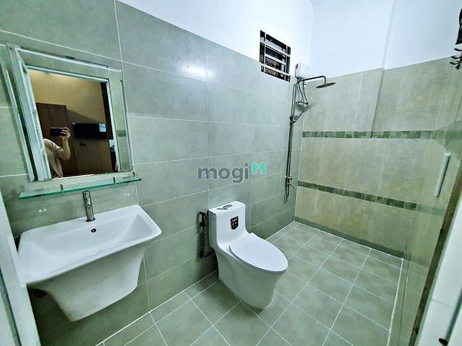 Hình ảnh Phòng trọ cho thuê Phú Nhuận giá rẻ ban công Phan Văn Cung