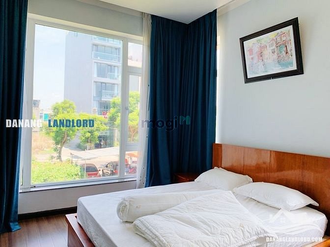 Hình ảnh Villa 6 phòng ngủ gần biển Phạm Văn Đồng - B550