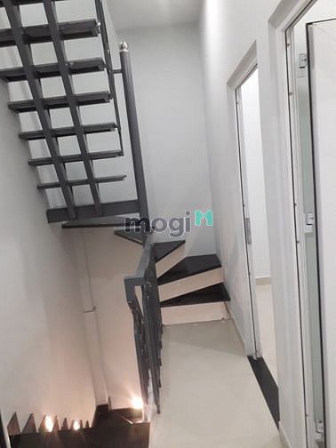 Hình ảnh (4.8 TỶ) HẺM TRẦN QUANG KHẢI Sát Bờ Kè Hoàng Sa - Q1