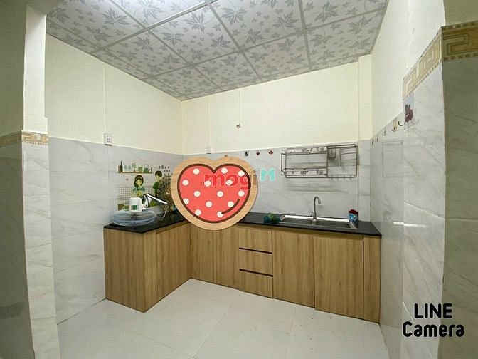 Hình ảnh Bán nhà mê lửng đúc kiệt Trường Chinh giá rẻ