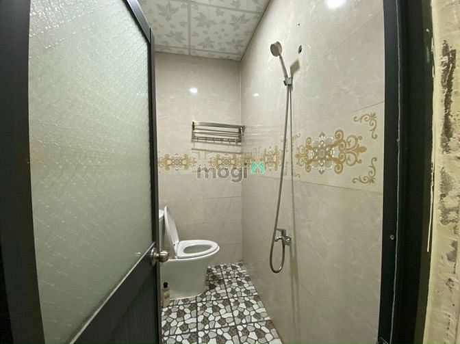Hình ảnh Bán nhà mê lửng đúc kiệt Trường Chinh giá rẻ