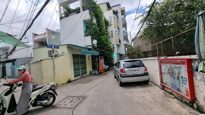 Hình ảnh Sát MT Trương Đăng Quế P1_Xe Hơi Đậu Ngõ_4 Tầng 4PN Chỉ 5.6 Tỷ.