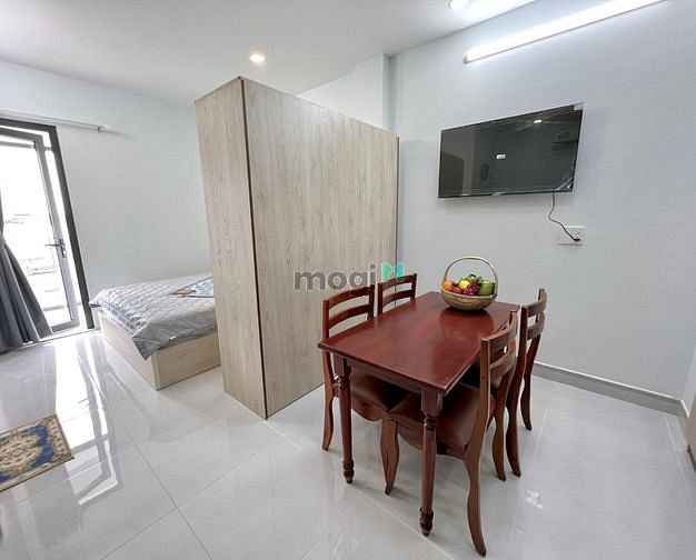 Hình ảnh Căn Hộ Cao Cấp Full Nội Thất Có Ban Công Khu Vực sân Bay TPHCM