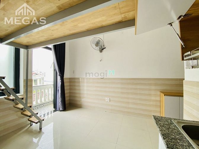 Hình ảnh Phòng ban công riêng, có gác, đường Phạm Văn Chiêu