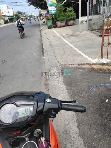 Hình ảnh Cần bán đất 2 mặt tiền hẻm dt835 chợ gò đen bến lức long an