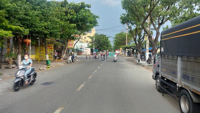 Hình ảnh Bán đất nền Hòa Minh kiệt oto Dt70m2 Trần Đình Tri sát biển và chợ