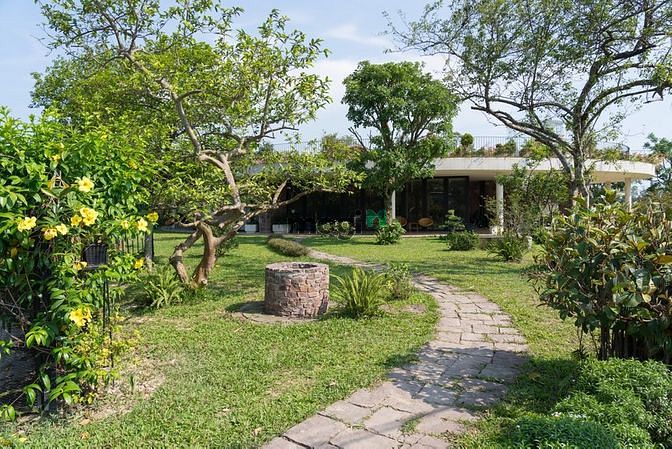 Hình ảnh Bán 1015m2 (200m2 thổ cư) Đất Giáp con suối nhỏ, sát KCN