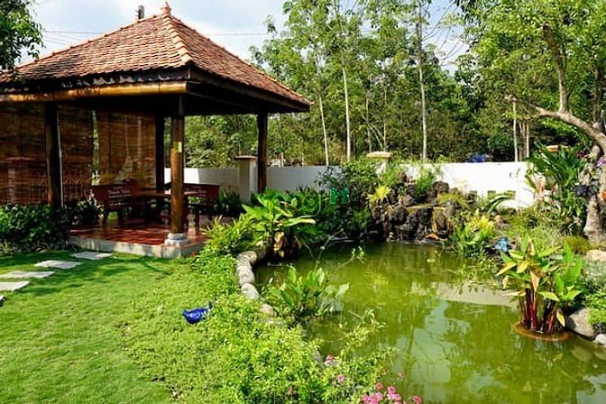 Hình ảnh Bán 1015m2 (200m2 thổ cư) Đất Giáp con suối nhỏ, sát KCN