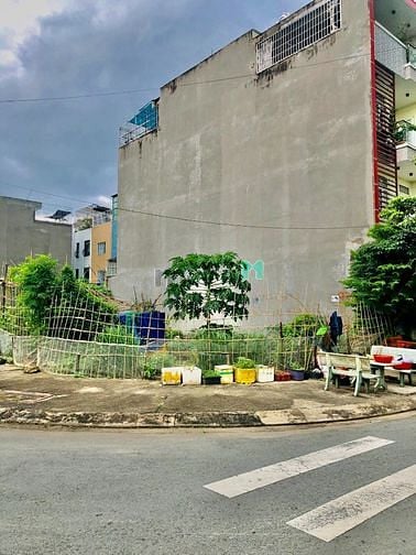 Hình ảnh Sang gấp 2 nền liền kề MT mã lò ( 8m x 13.5m = 108m2 ) giá 2.2 tỷ/nền.